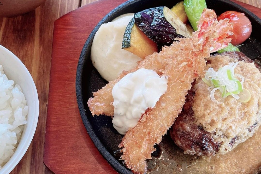 手ごねハンバーグ&エビフライセット